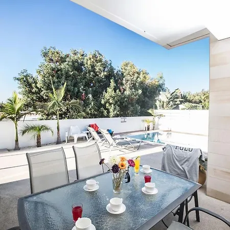 Anthinas Enas - Beautiful 3 Bedroom Pernera With Pool - Close To The Beach * Protaras