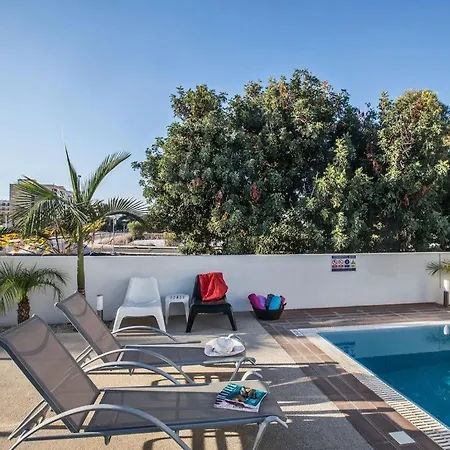Anthinas Enas - Beautiful 3 Bedroom Pernera With Pool - Close To The Beach Protaras