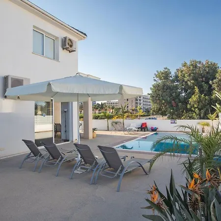Anthinas Enas - Beautiful 3 Bedroom Pernera With Pool - Close To The Beach Protaras