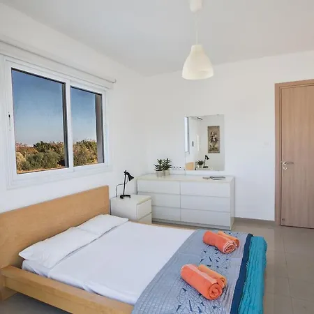 Anthinas Enas - Beautiful 3 Bedroom Pernera With Pool - Close To The Beach Villa *